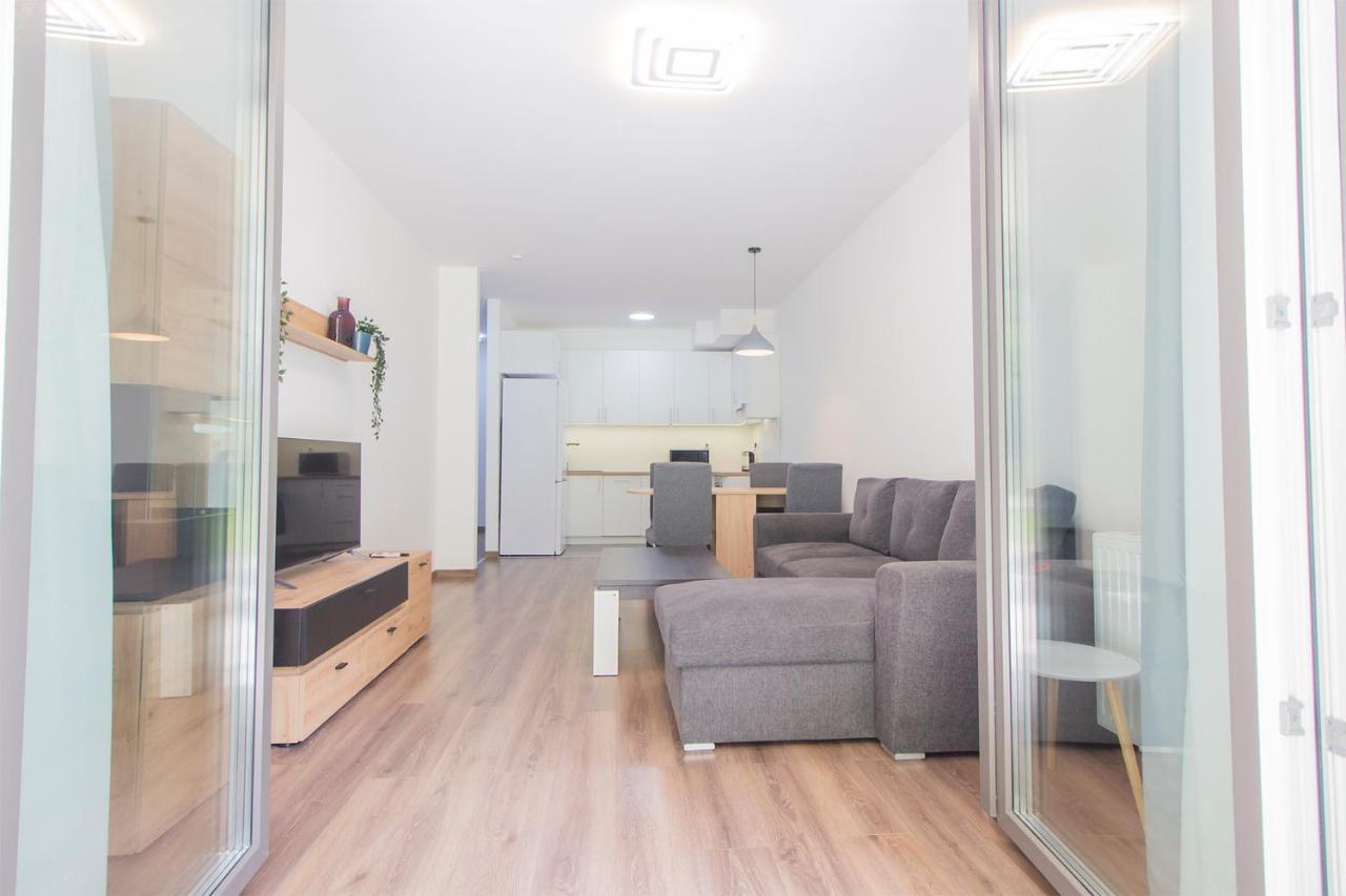 Corvin Modern Two Bedroom Apartment Free Parking Будапеща Екстериор снимка