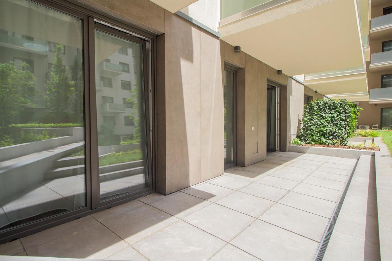Corvin Modern Two Bedroom Apartment Free Parking Будапеща Екстериор снимка